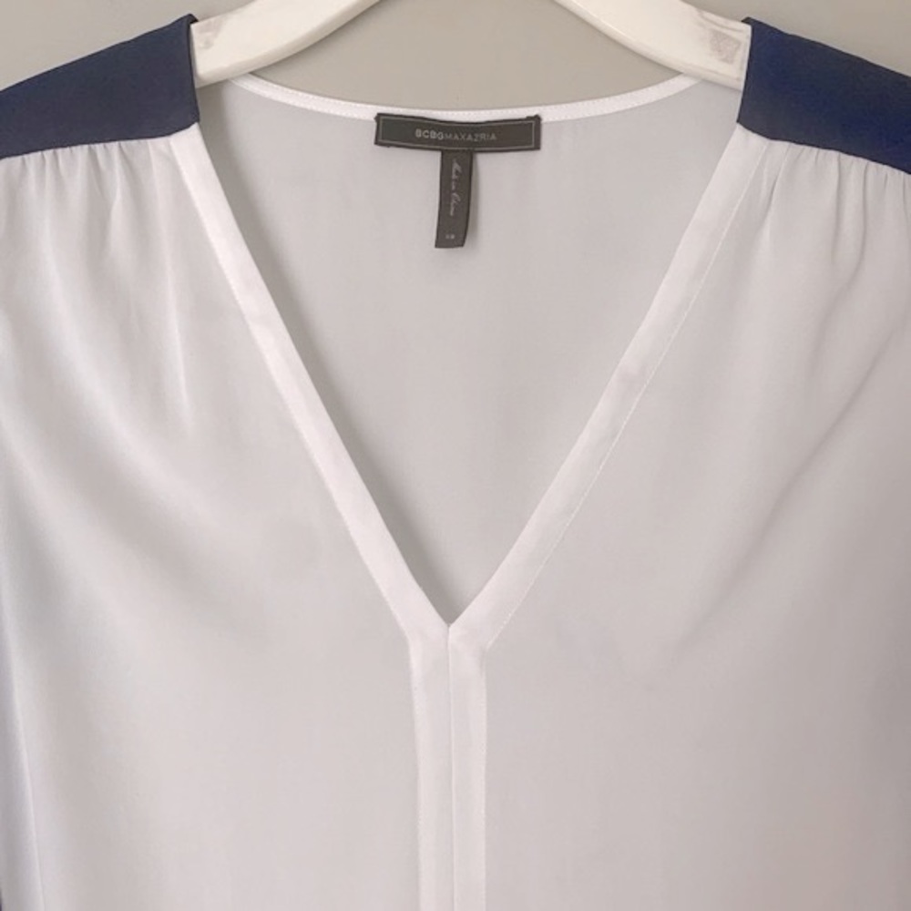 BCBG Maxazria size XS blouse - Picture 5 of 16
